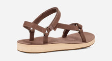 Load image into Gallery viewer, Teva Women's Original Universal Slim Lea Acorn
