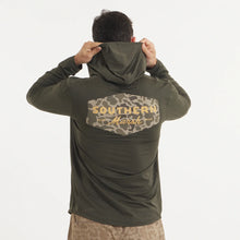 Load image into Gallery viewer, Southern Marsh Fieldtec Retro Ultralight Hoodie in Dark Olive