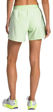 Load image into Gallery viewer, The North Face Women's Wander Shorts Lime Cream