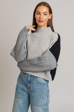 Load image into Gallery viewer, Don&#39;t Think Twice Color Block Oversized Sweater H Grey