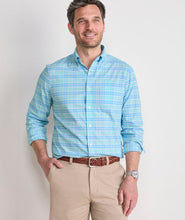 Load image into Gallery viewer, Vineyard Vines Plumeria Plaid Performance Button Down