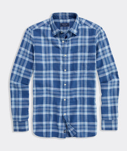 Vineyard Vines Miacomet Plaid Island Slub Shirt in Moonshine