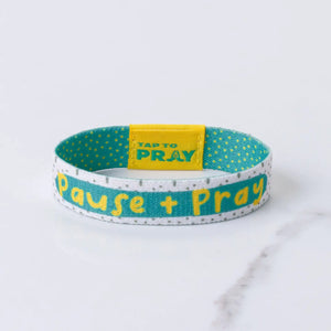 Versible Kingfolk Series Wristband-Pause + Pray