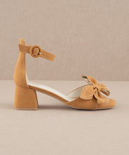 Load image into Gallery viewer, Made For Fun Bow Heels Tan