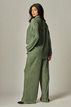 Load image into Gallery viewer, Hanging Around the Mistletoe Loungewear Set in Forest