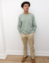 Load image into Gallery viewer, Vineyard Vines Vintage Whale LS Tee in Dune Grass