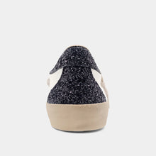 Load image into Gallery viewer, The Pamela Sneakers in White