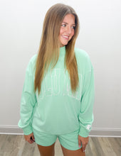 Load image into Gallery viewer, Lulu Mac Stitch Mockneck Terry Cloth Sweatshirt in Seafoam