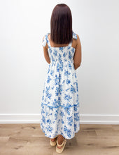 Load image into Gallery viewer, Darling Delight Floral Maxi Dress