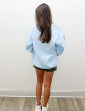 Load image into Gallery viewer, Lulu Mac Mossy Oak Bottomland Sweatshirt in Lt Blue