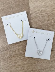 Kendra Scott Heart Letter R Necklace in Silver/Ivory MOP