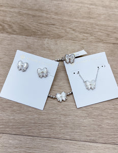 Kendra Scott Haley Bow STRCH Silver Bracelet in Ivory MOP