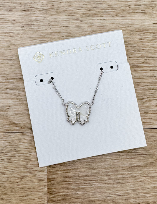 Kendra Scott Haley Bow Short Pendant Necklace in Silver/Ivory MOP
