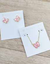 Load image into Gallery viewer, Kendra Scott Haley Bow Short Pendant Necklace in Gold/Blush MOP
