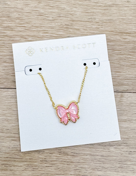 Kendra Scott Haley Bow Short Pendant Necklace in Gold/Blush MOP
