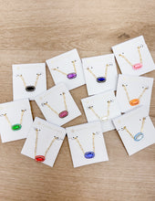 Load image into Gallery viewer, Kendra Scott Elisa Enml Frame Prclp Necklace in Gold Emerald Illusion