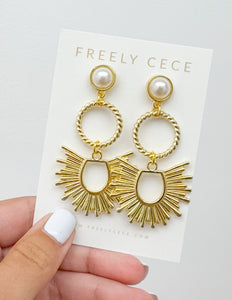 Everyday Look At Me Earrings