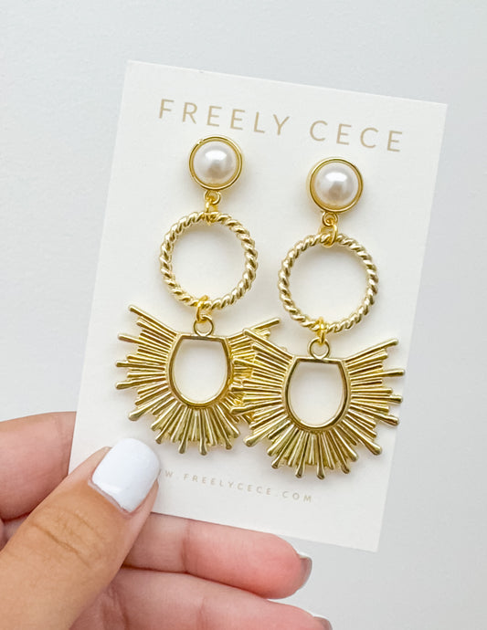 Everyday Look At Me Earrings