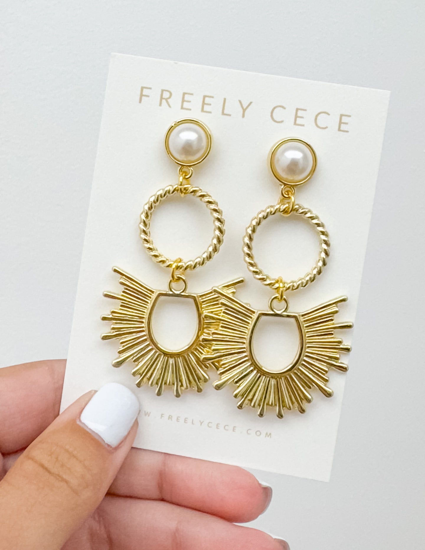 Everyday Look At Me Earrings