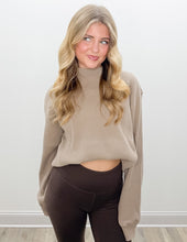Load image into Gallery viewer, The North Face Women's Chabot 2.0 Mockneck in Garnet
