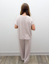 Load image into Gallery viewer, Treat Me Right Relaxed Top &amp; Pants Set in Ash Mocha