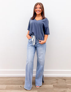 Never Looking Back V-Neck SS Knit Top in Navy