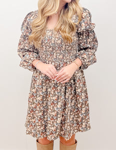 I Believe You Vintage Flower Smock Detail Mini Dress