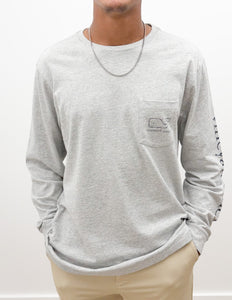 Vineyard Vines Vintage Whale LS Tee in Grey Heather
