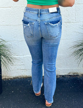 Load image into Gallery viewer, Ain&#39;t No Doubt Mid Rise Straight Jeans