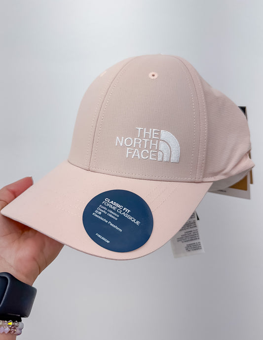 The North Face Women’s Horizon Hat in Pink Moss/TNF White