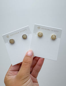 Kendra Scott Sand Dollar Silver Stud Earrings Natural MOP