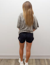 Load image into Gallery viewer, Lulu Mac Bottomland SS Tee