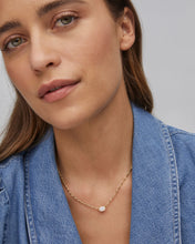Load image into Gallery viewer, Kendra Scott Gold Cailin Pendant Necklace in White Iridescent Crystal