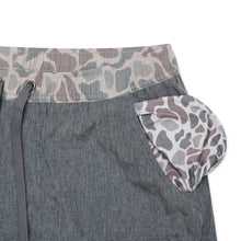 Load image into Gallery viewer, Burlebo 5.5" Athletic Shorts in Grizzly Grey with Classic Deer Camo Liner
