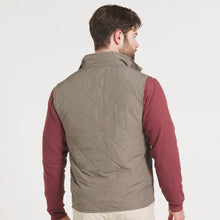 Load image into Gallery viewer, Southern Marsh Bryson Ripstop Stone Brown Quilted Vest