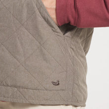 Load image into Gallery viewer, Southern Marsh Bryson Ripstop Stone Brown Quilted Vest