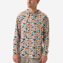 Load image into Gallery viewer, Burlebo Men's Performance Hoodie in Bayside Camo