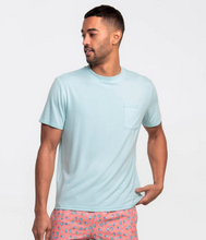 Load image into Gallery viewer, Southern Shirt Men&#39;s Max Comfort Pocket Tee Aqua Splash