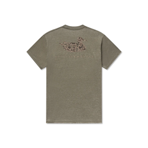 Southern Marsh Men's Retro Duck Originals Seawash Tee in Dark Olive