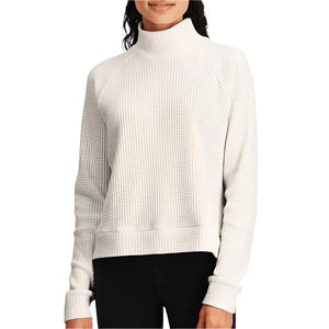 The North Face Women's Mock Neck Chabot Pullover in White Dune