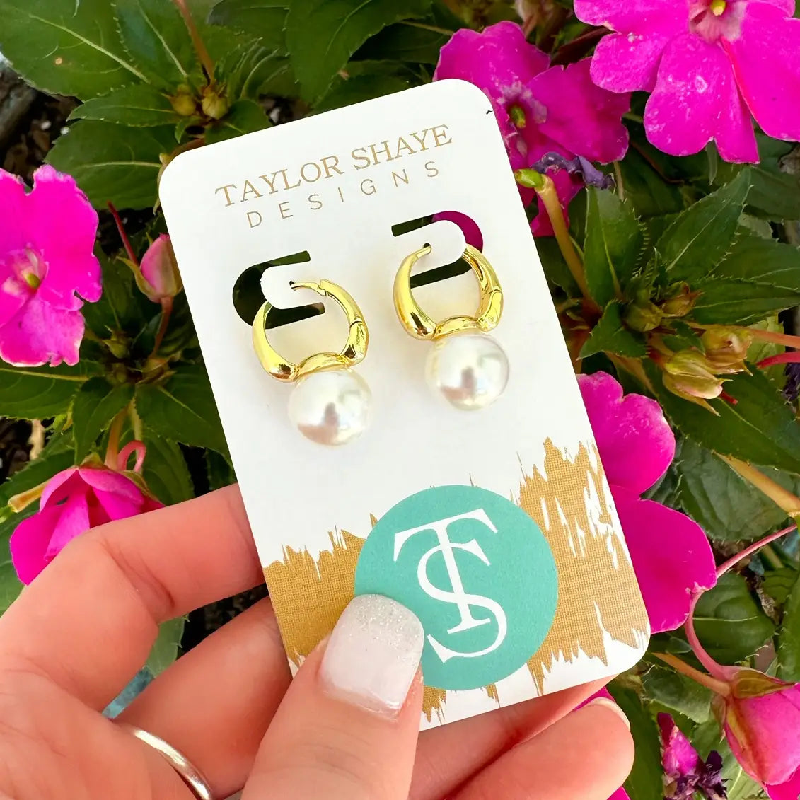 Taylor Shaye Paula Pearl Huggies