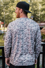 Load image into Gallery viewer, Burlebo Classic Deer Camo LS Performance Tee