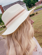 Load image into Gallery viewer, Sunshine Wanted Straw Hat