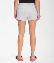 Load image into Gallery viewer, The North Face Women&#39;s Half Dome Logo 3&#39;&#39; Shorts